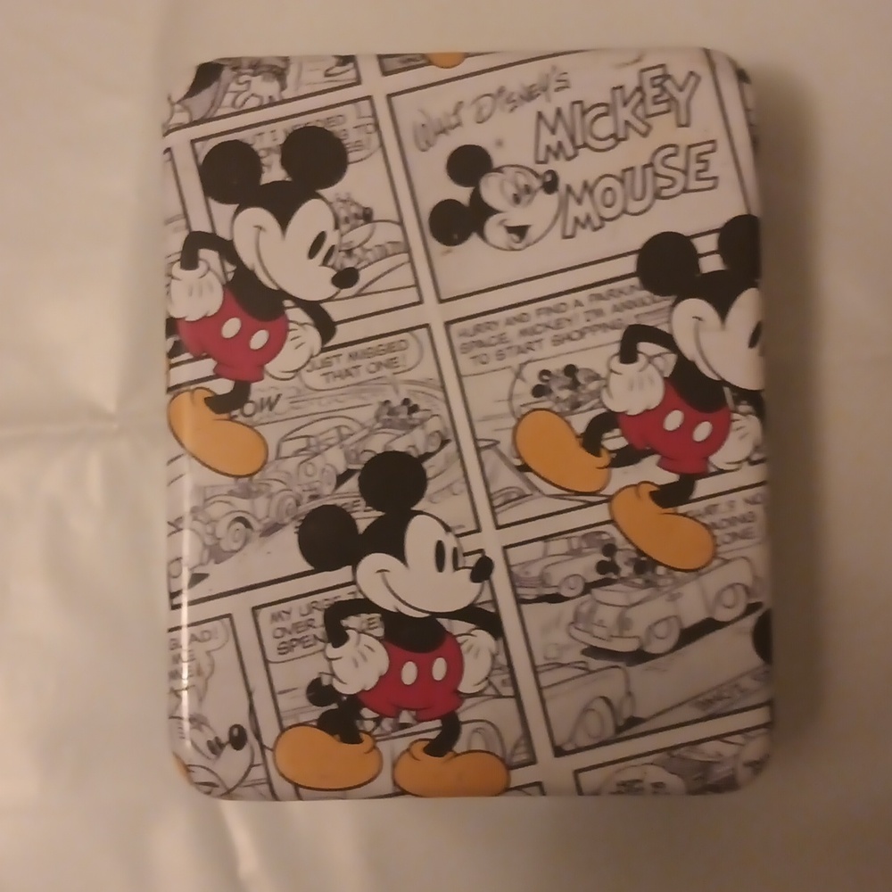 Mickey Mouse Wallet With Collector Tin. - Picture 2 of 5